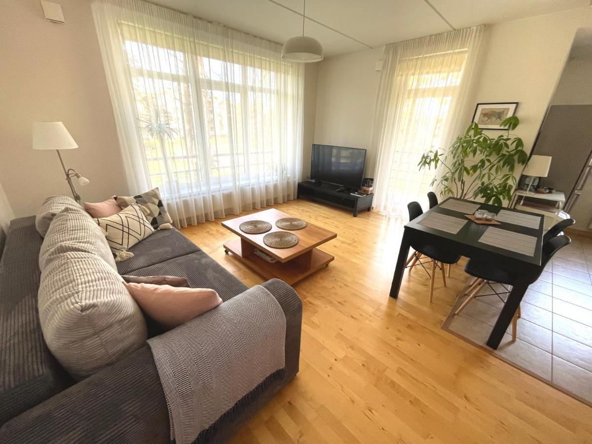 Cozy Home Apartment Kaivas, Free Parking, Self Check-In Riga Extérieur photo